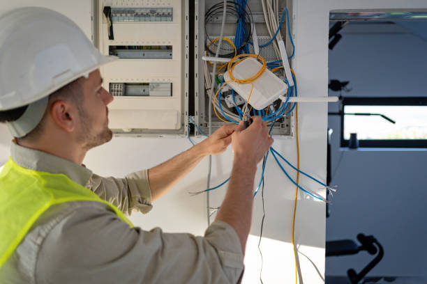 Best Licensed Electrician  in University City, MO